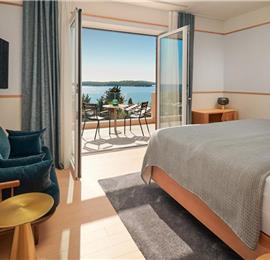 5 bedroom villa with infinity pool and sea views Hvar Town, sleeps 10